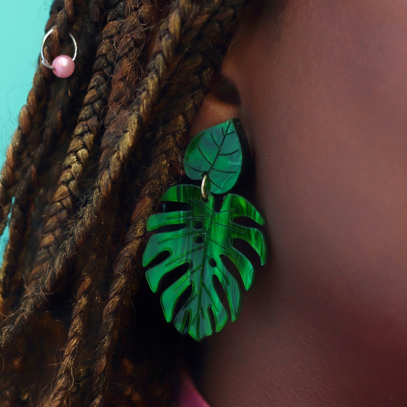 boucles d oreilles monstera tropical 03