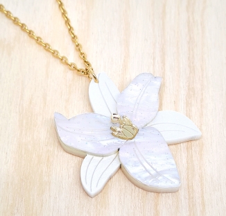 collier lily