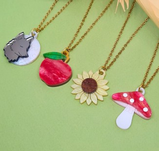 colliers-chaperon-rouge